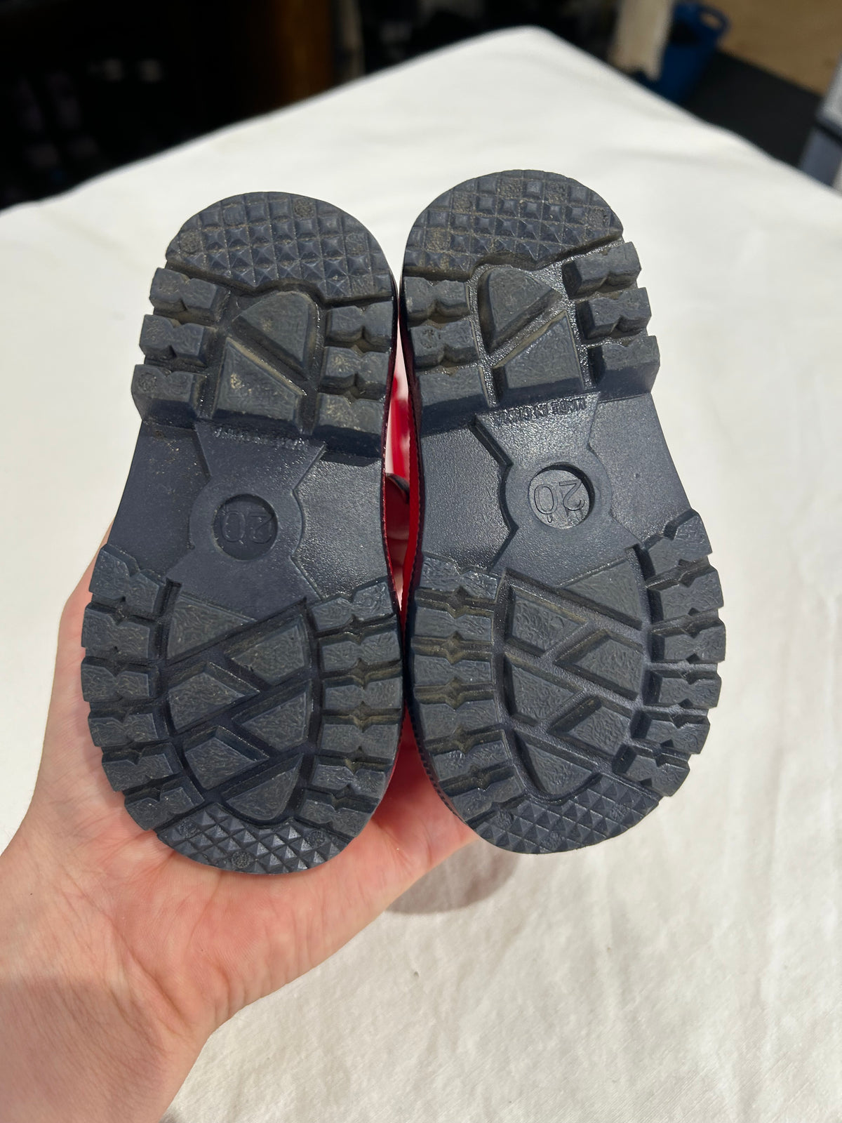 C5 red rainboots