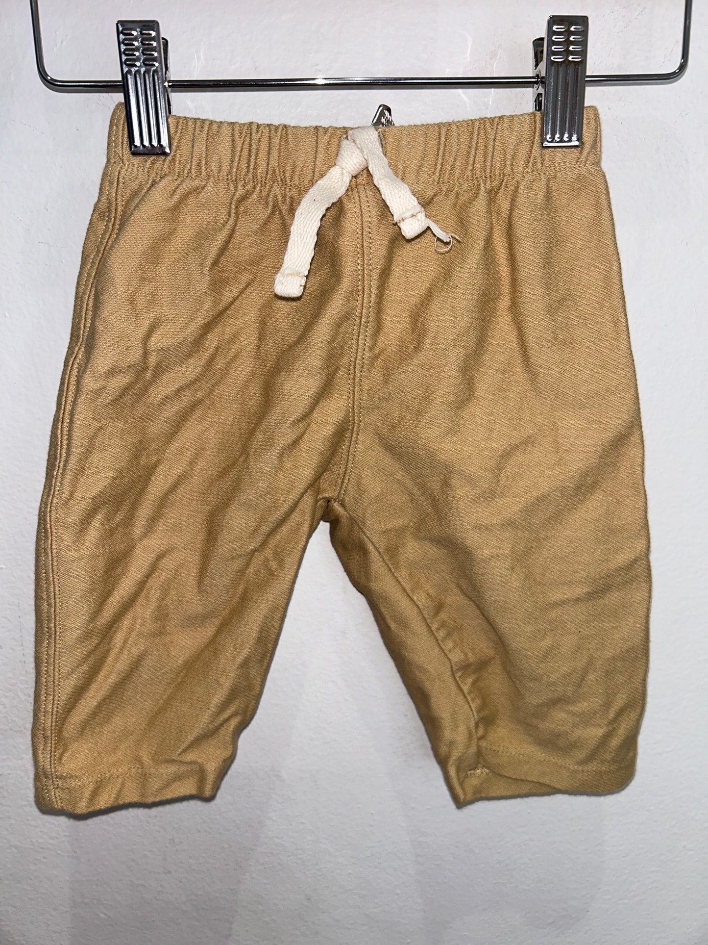 Wide leg beige pants 3-6m