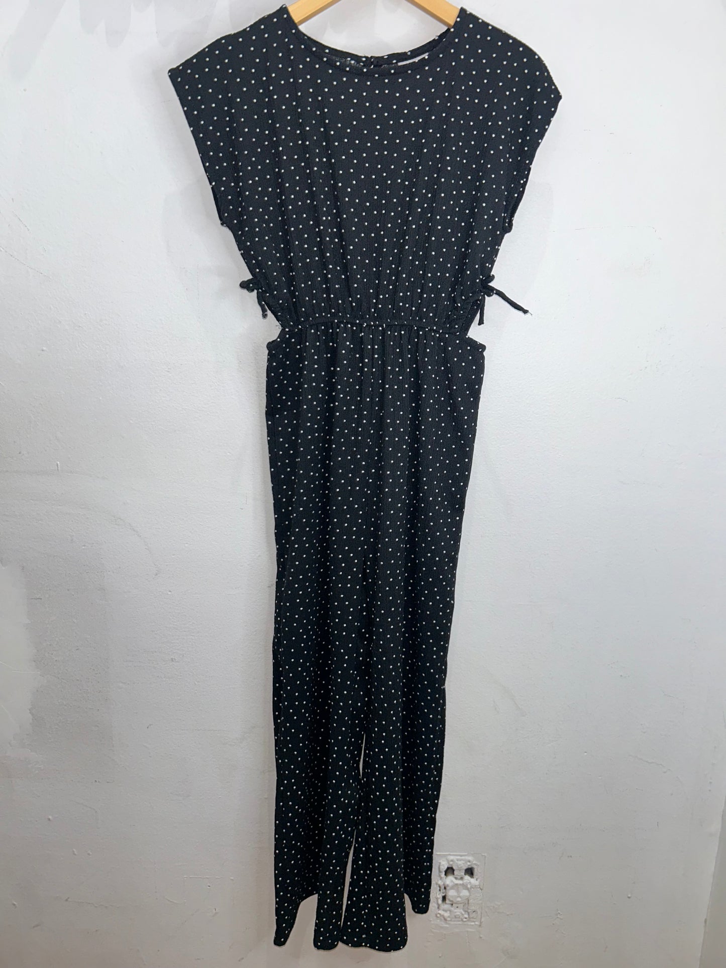 Black polka dots romper 9y