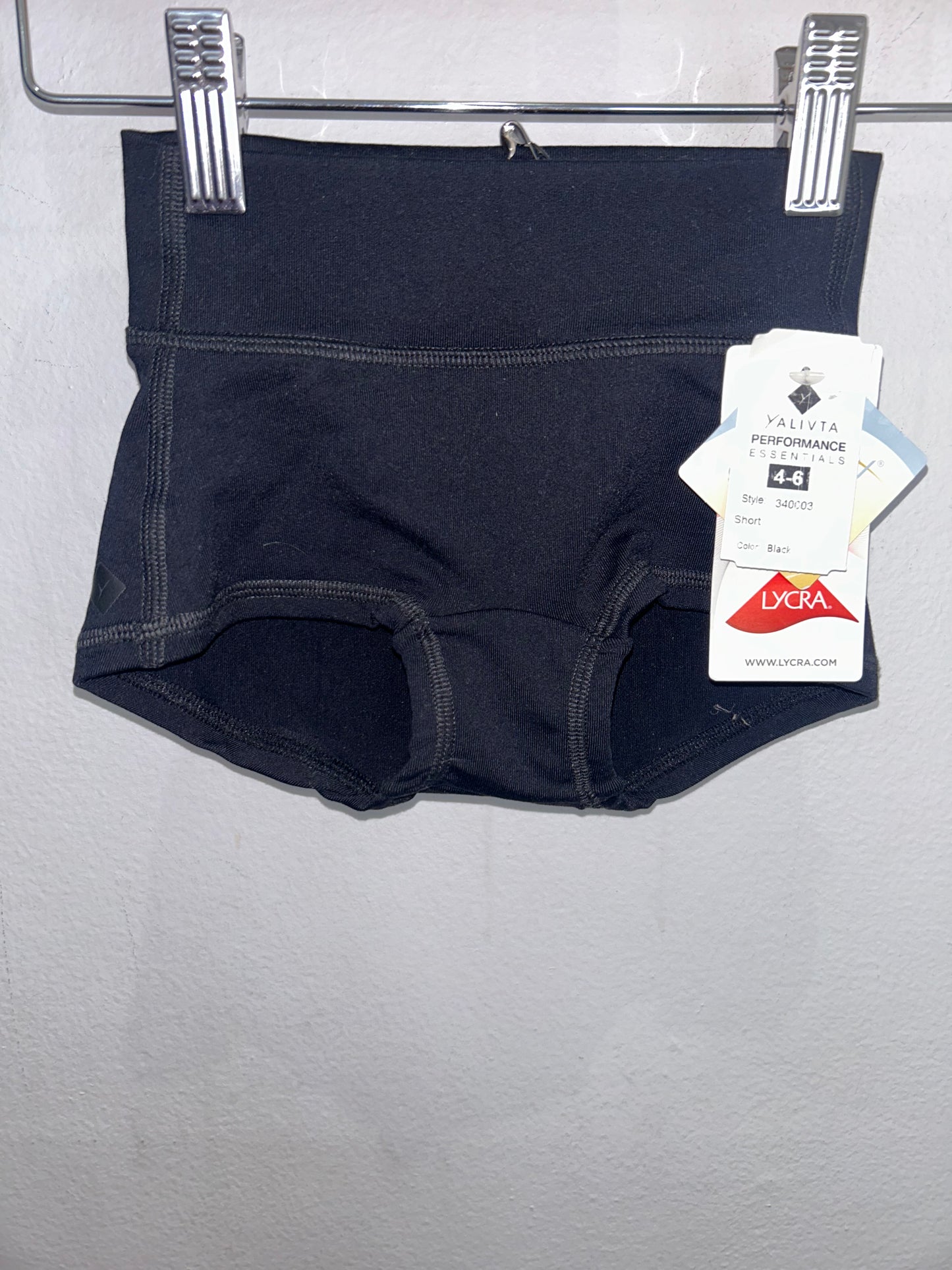 Black dancewear shorts 4-5y