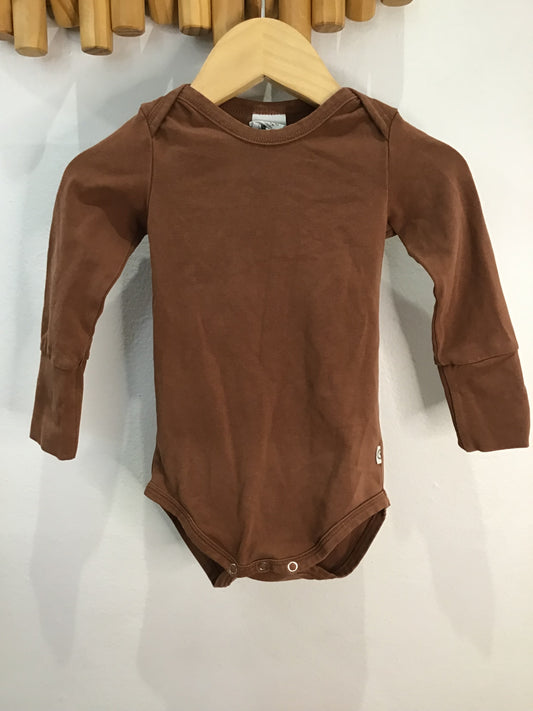 Onesie brown organic cotton 6-9m