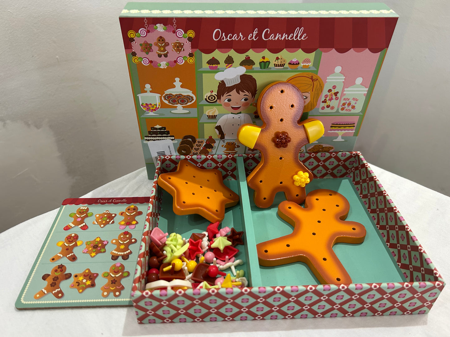 Djeco Oscar et Cannelle gingerbread toy