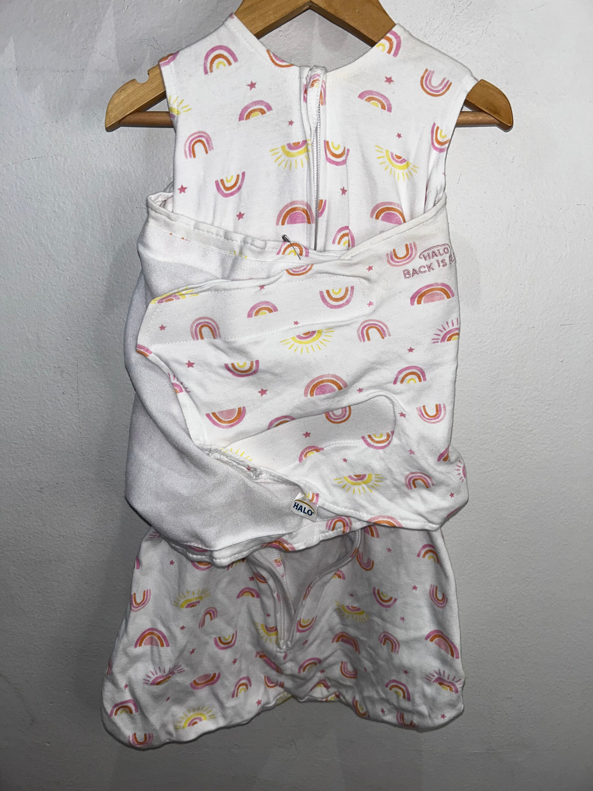 Rainbow swaddle sleepsack 3-6m