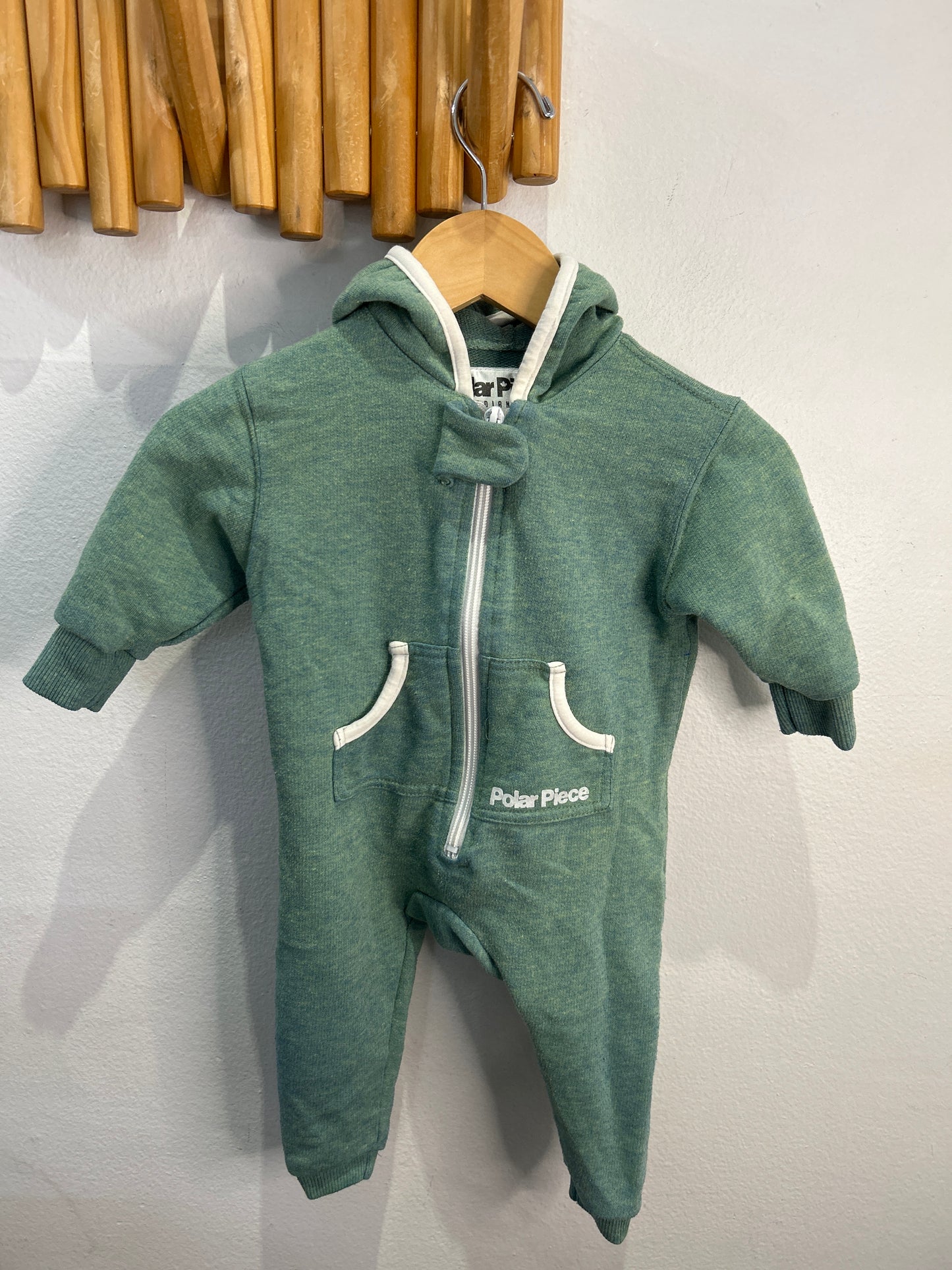 Polar Piece green romper 0-6m