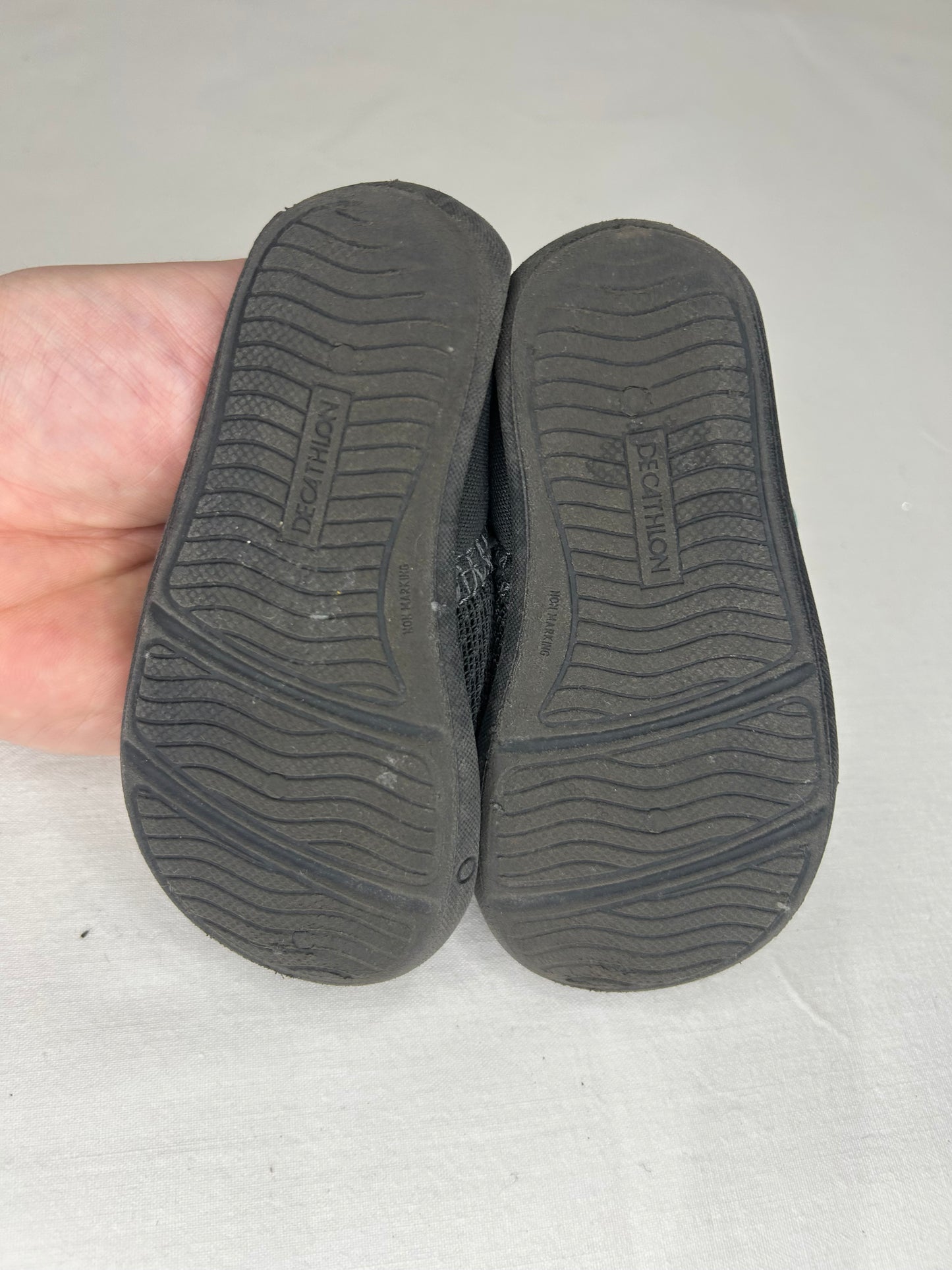 C4 water shoes