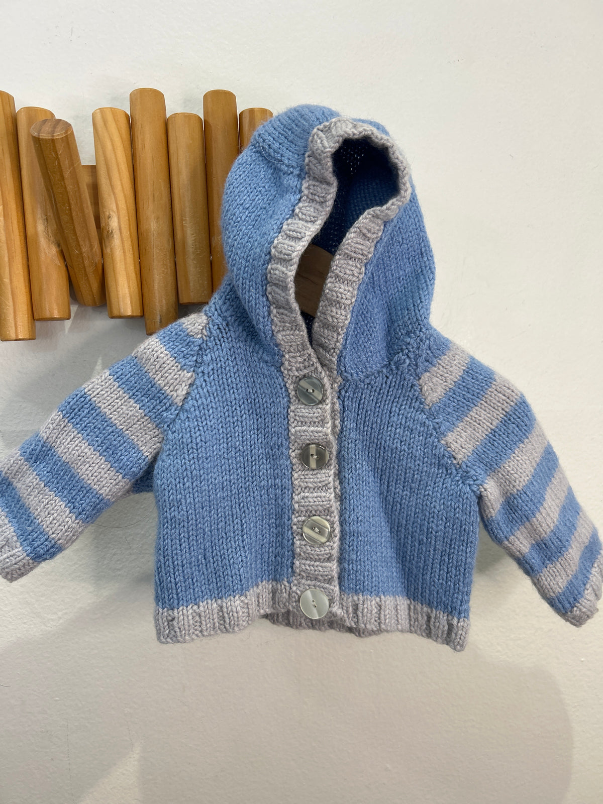 Blue hand knit sweater 0-3m