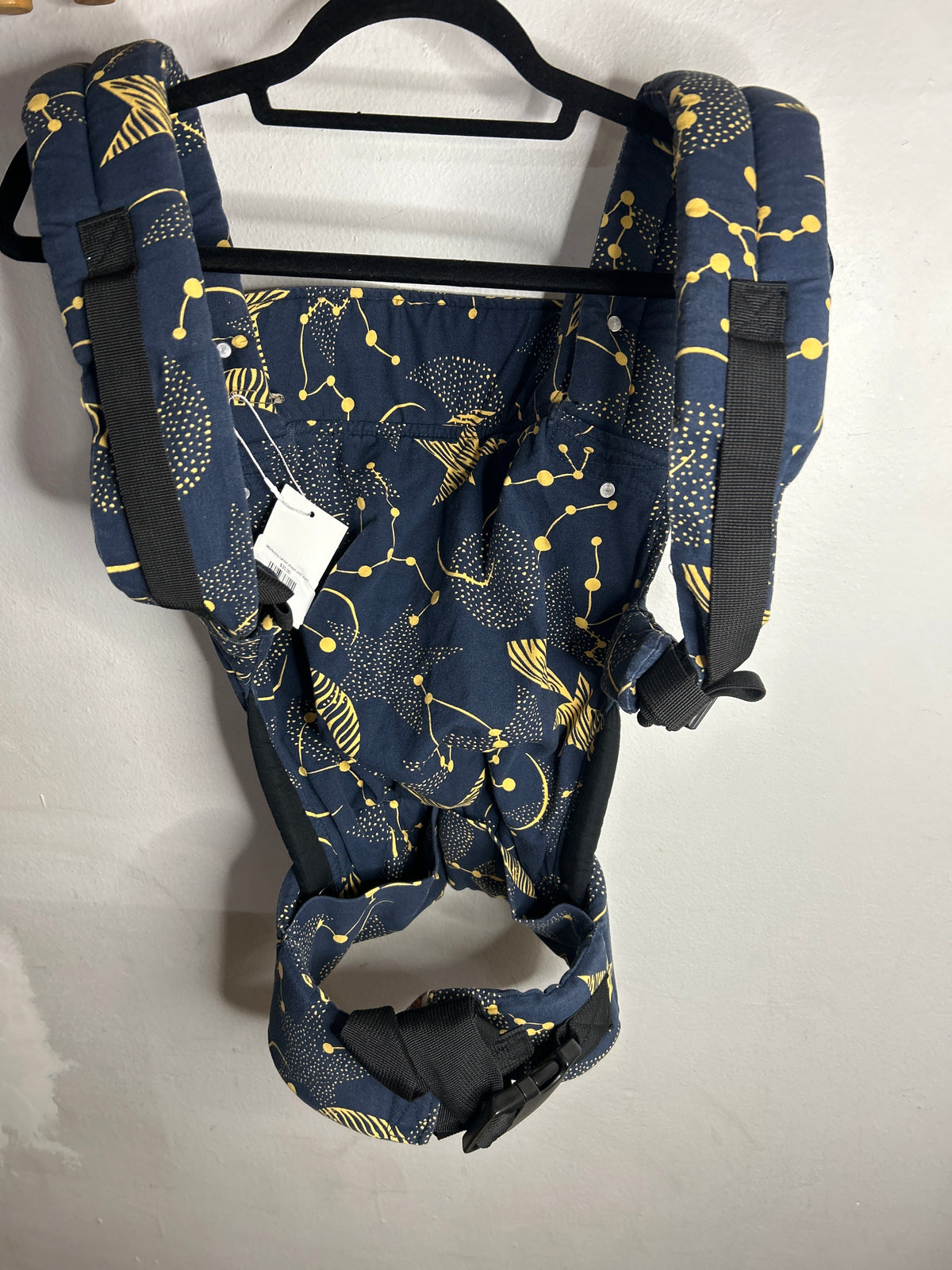 Momcozy carrier moon and stars