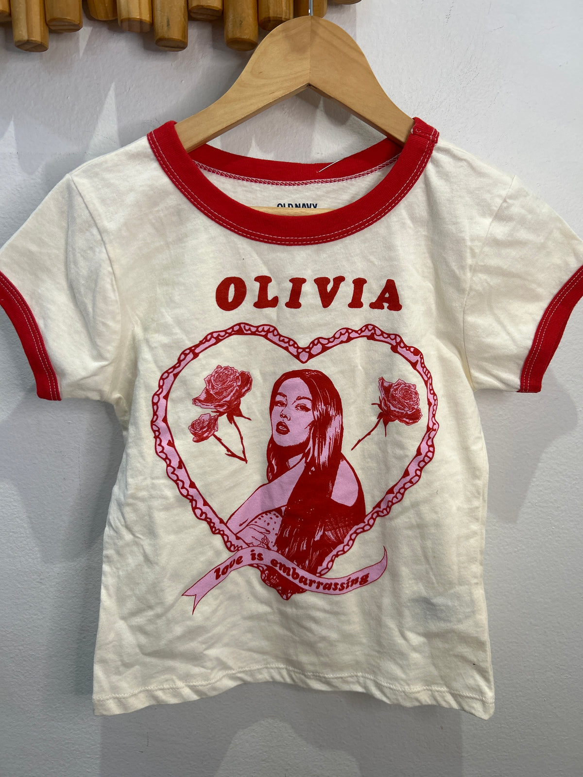 Olivia Rodrigo tee 8y