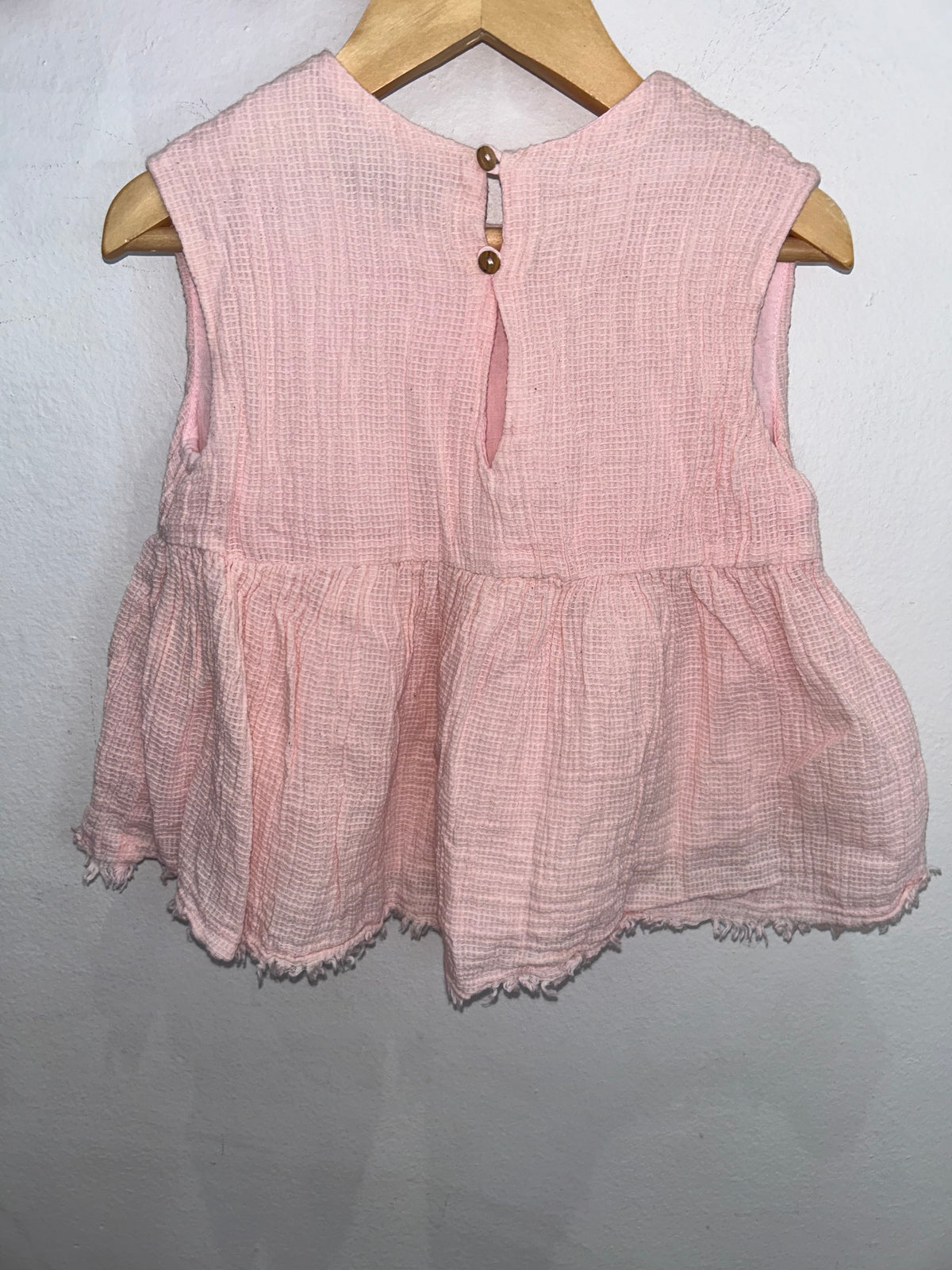 Pink textured tanktop 4-5y