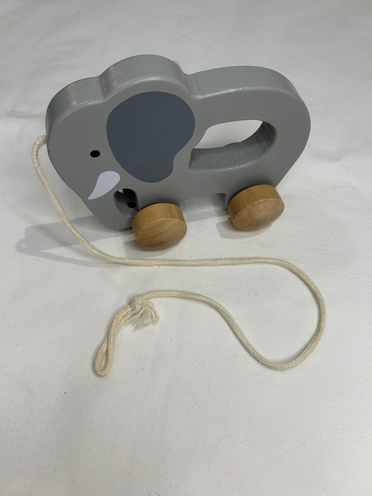 Elephant pull-along toy
