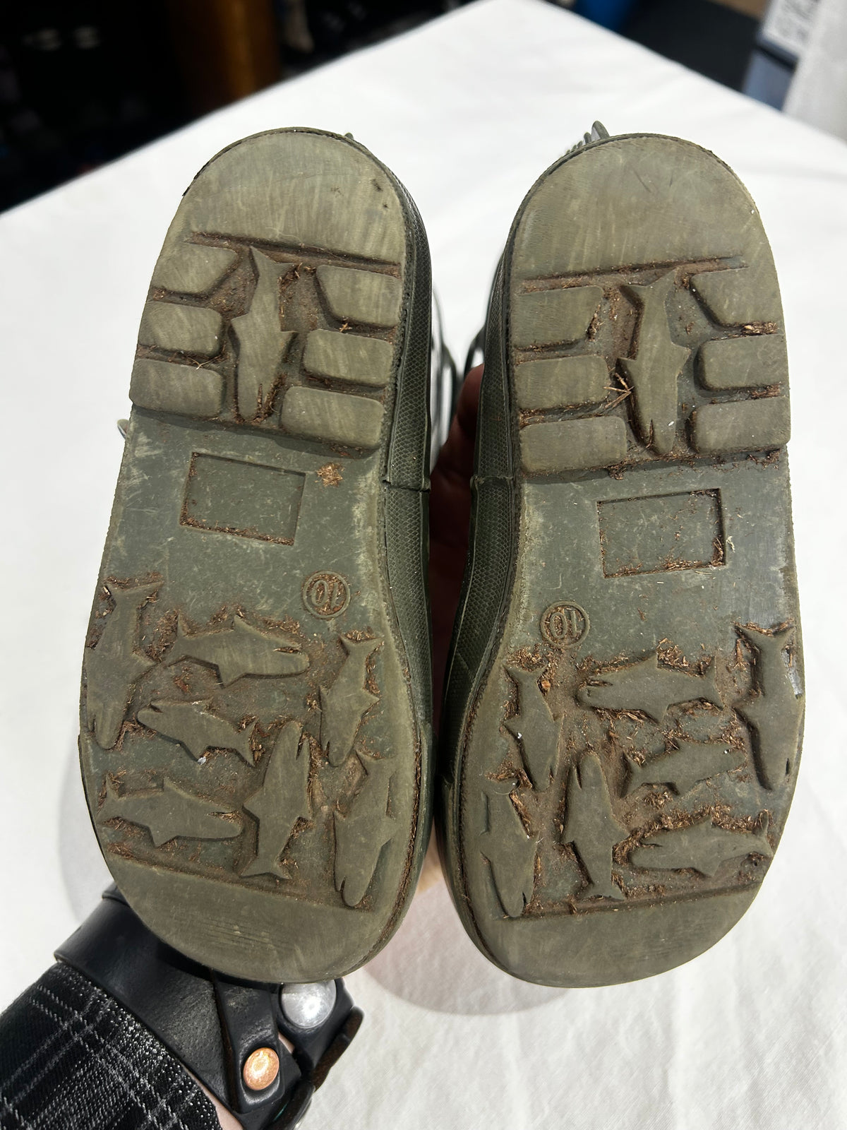 C10 camo rainboots