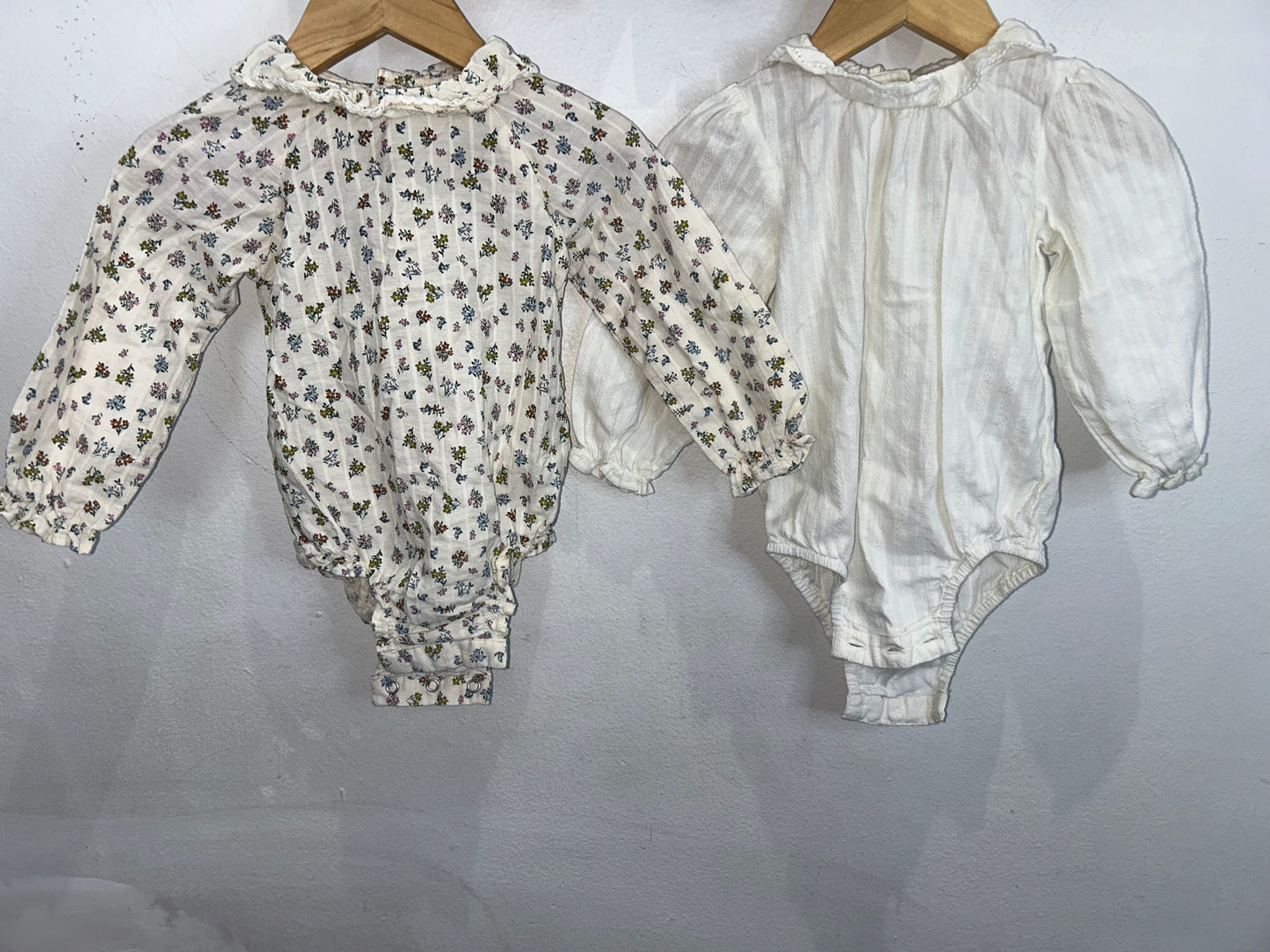 Two pack blouse onesies 9-12m