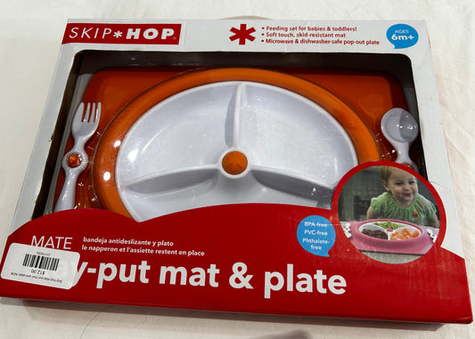 Skip hop stay put mat and plate NEW