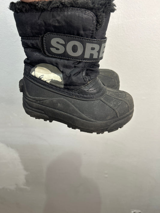 C10 black Sorels