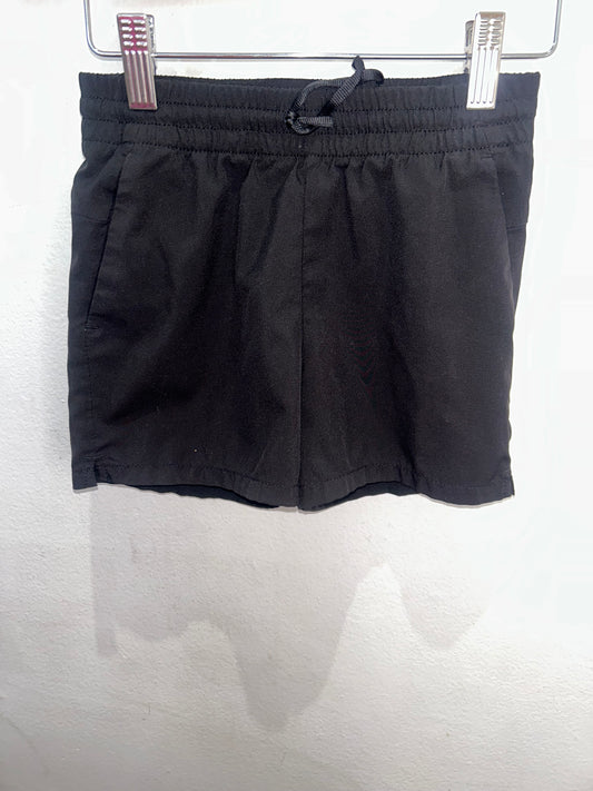 Black activewear shorts 5y