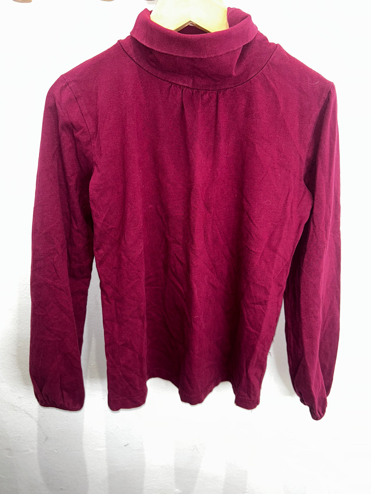 Maroon turtleneck 9-10y