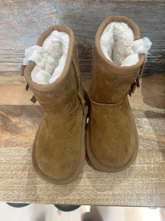 C6 kookaburra Uggs