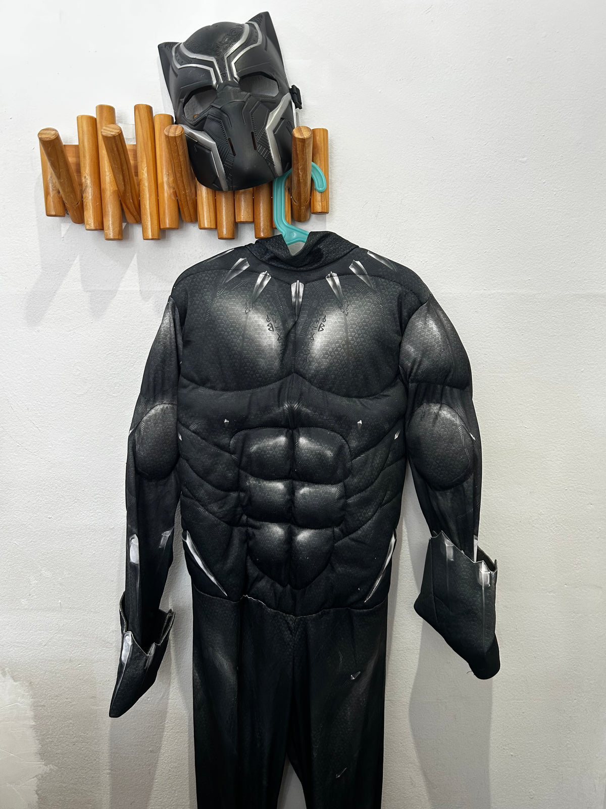 Black panther body suit 10-12y
