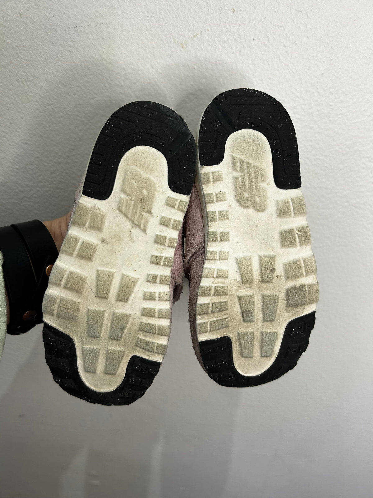 C9.5 light pink New Balance