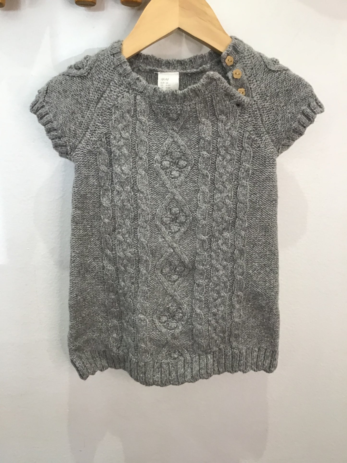 Grey sweater dress 4-6m NEW