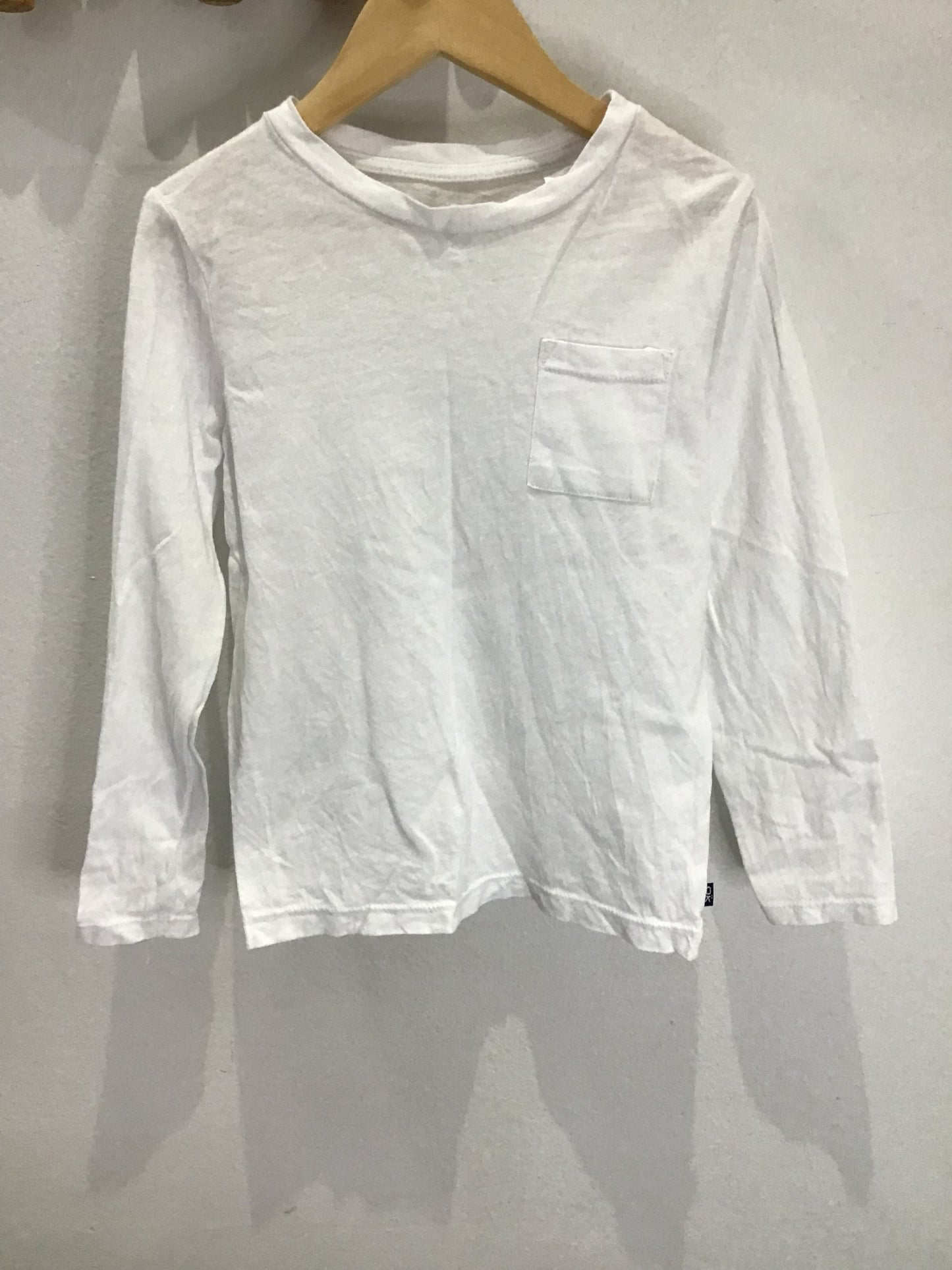 White longsleeeve 5y