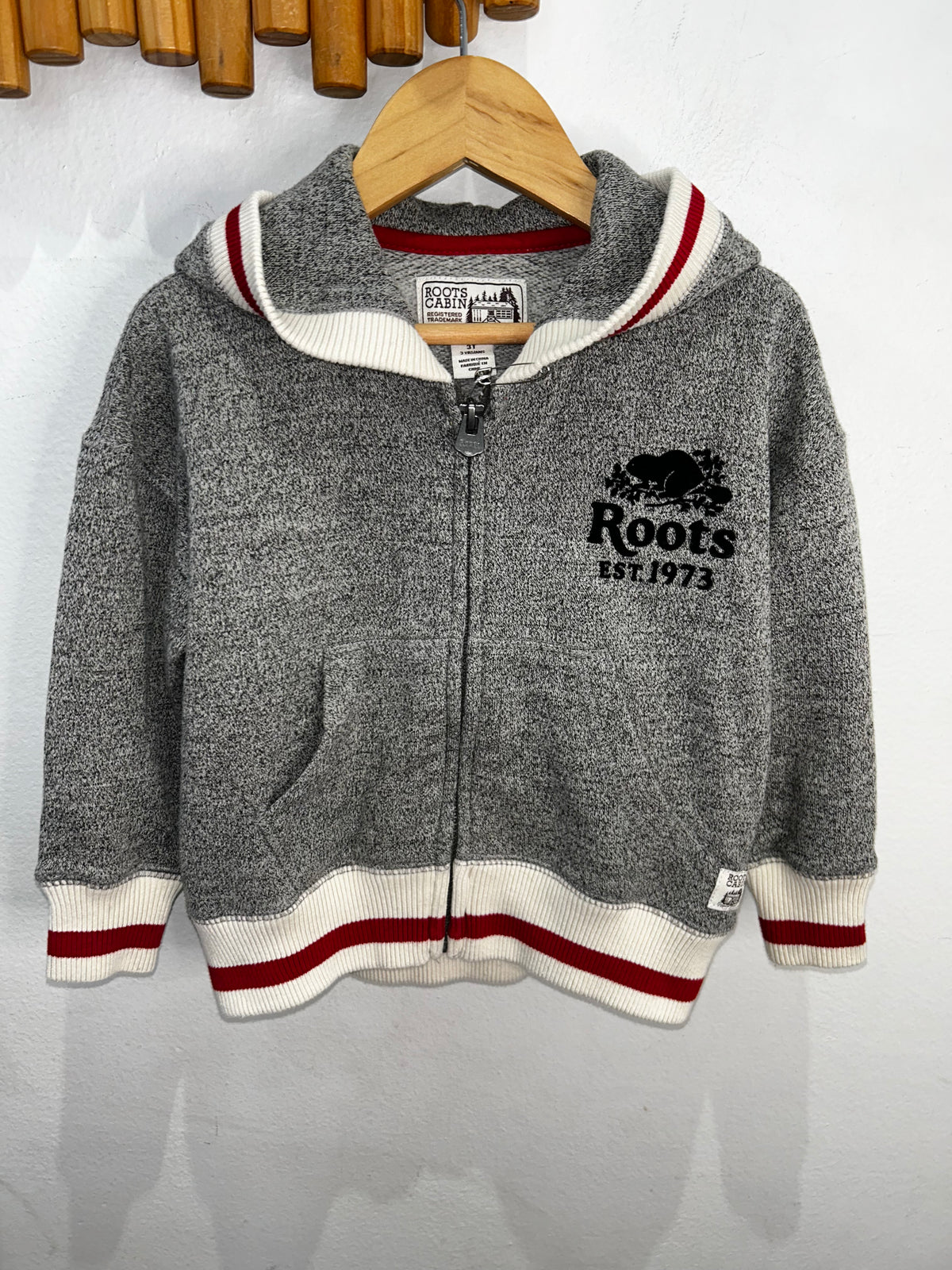 Roots cabin sweatshirt 3y