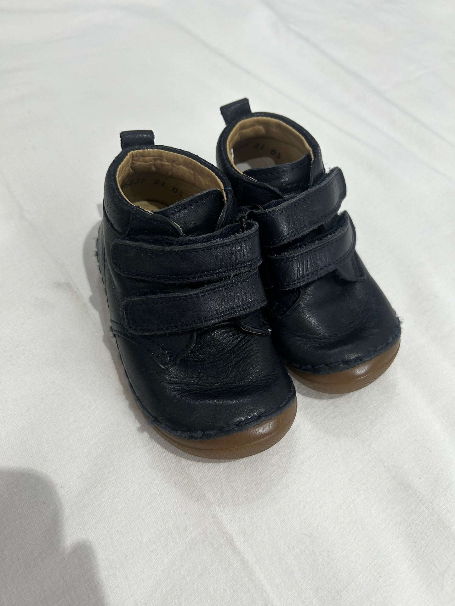 C5.5 leather shoes