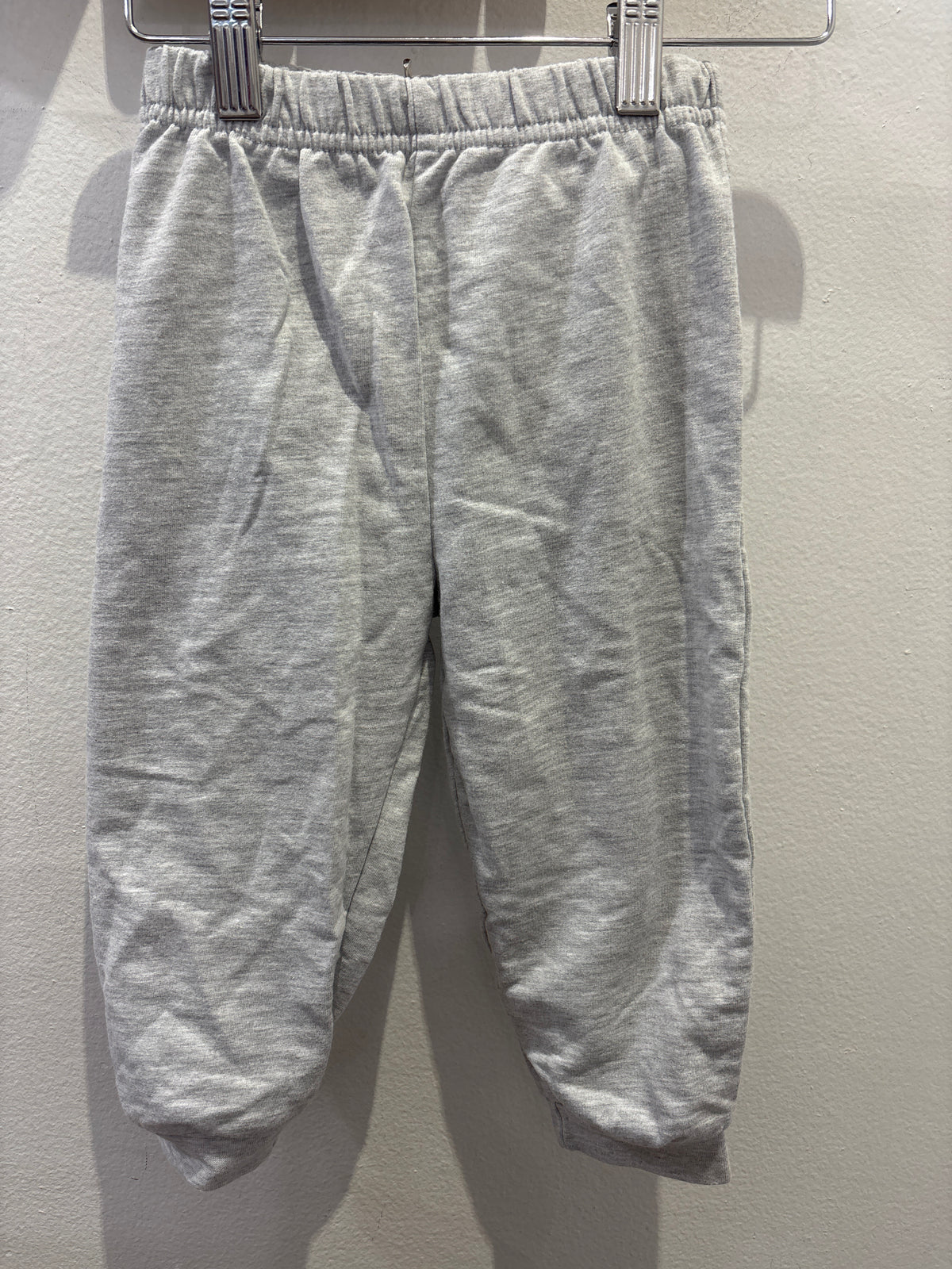 Light grey joggers 24m