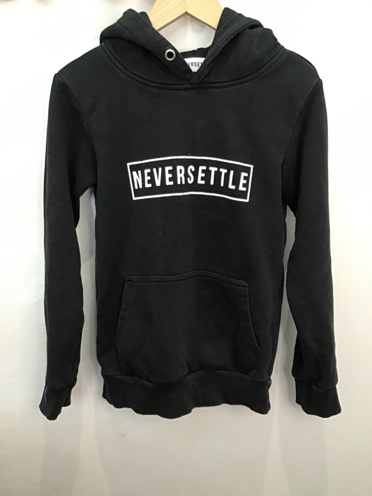 Never settle black pullover 6-8y