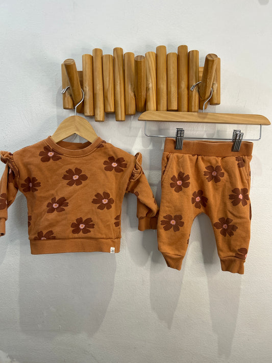 Brown floral jogger set 3-6m