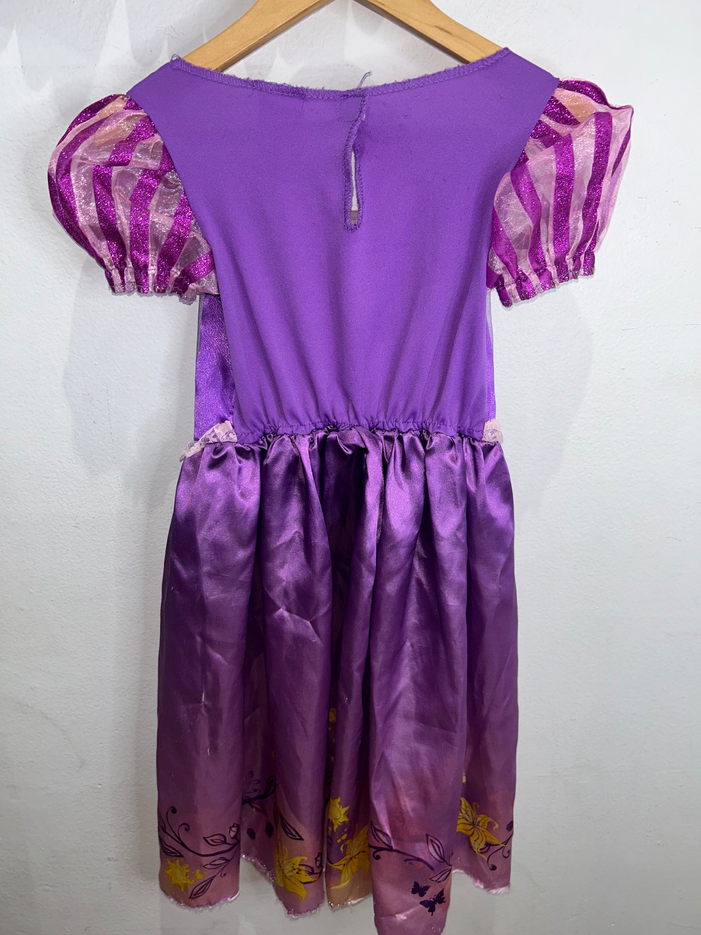 Purple Rapunzel dress 4-6y*