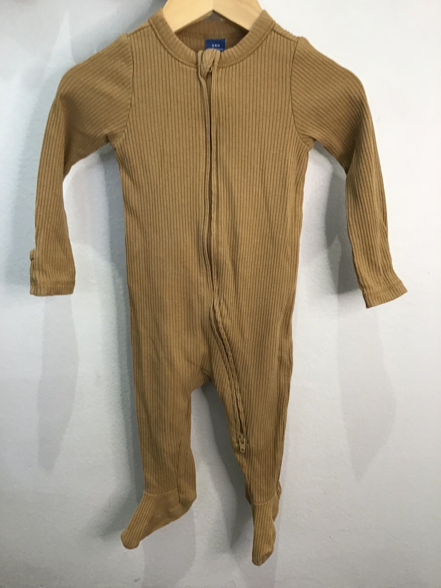 Sleeper light brown ribbed 3-6m