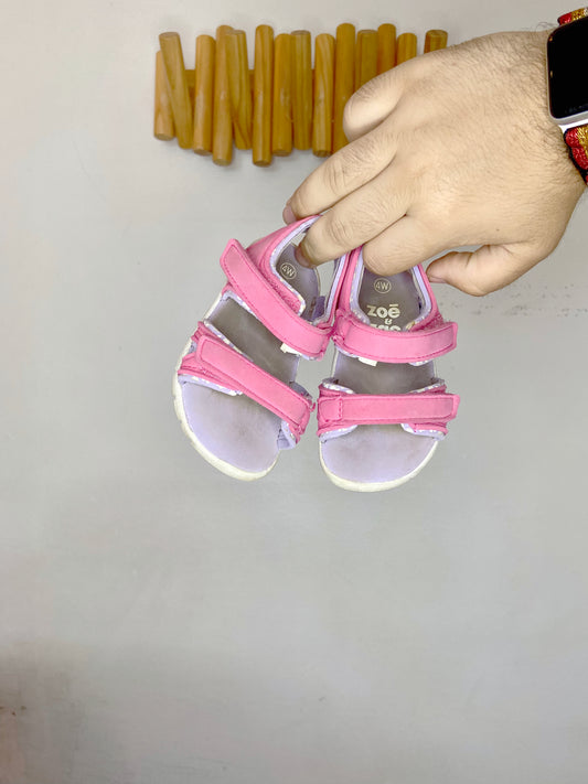 C4 Zoe & Zac pink sandals