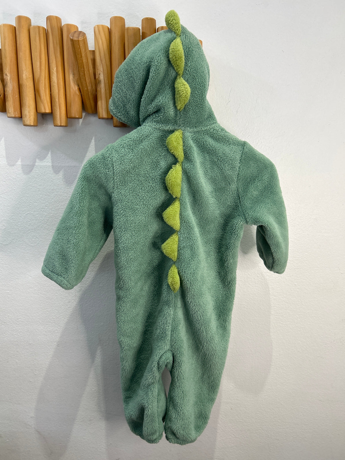 Green dino fleece bunting 2-6m