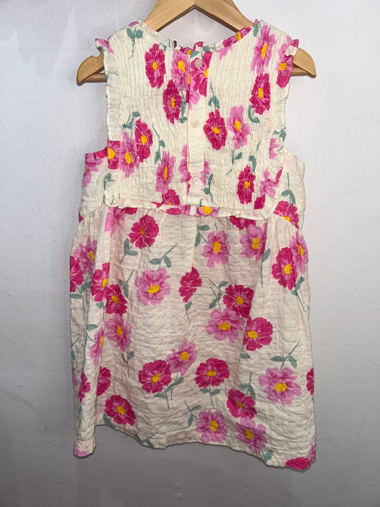 Pink flowers smocked dress 5-6y