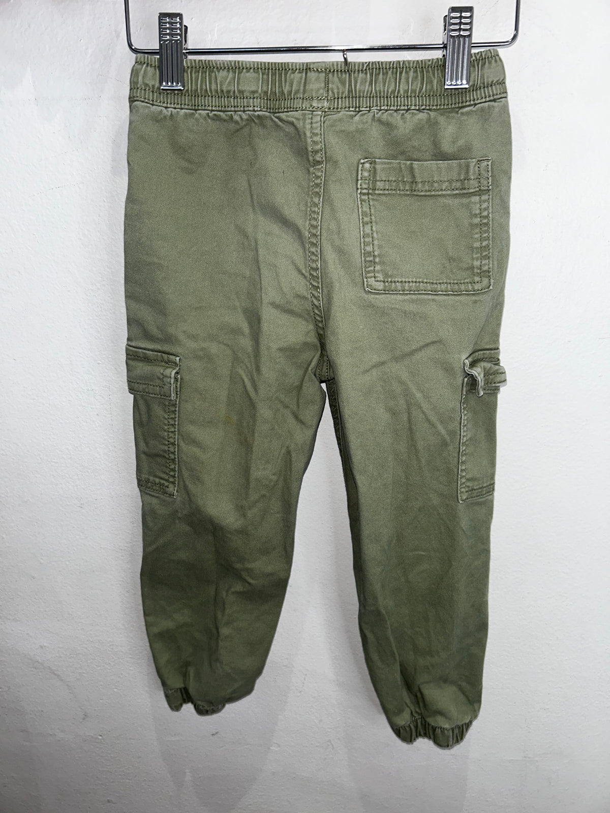 Green cargo pants 4y