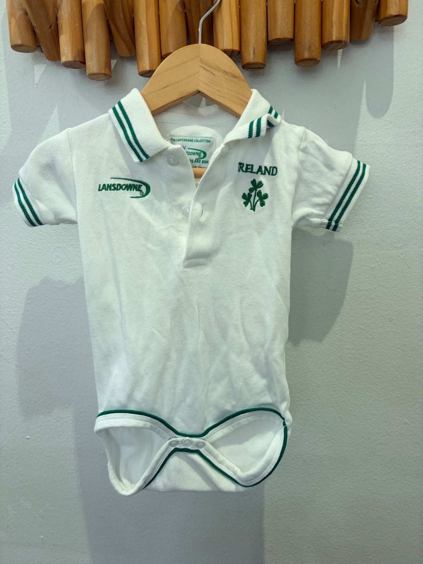 Ireland onesie 6-12m