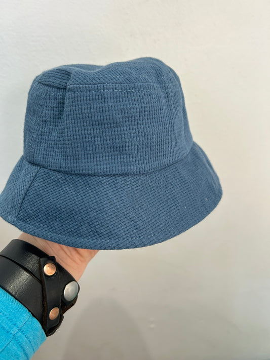 Teal texture hat 6m B