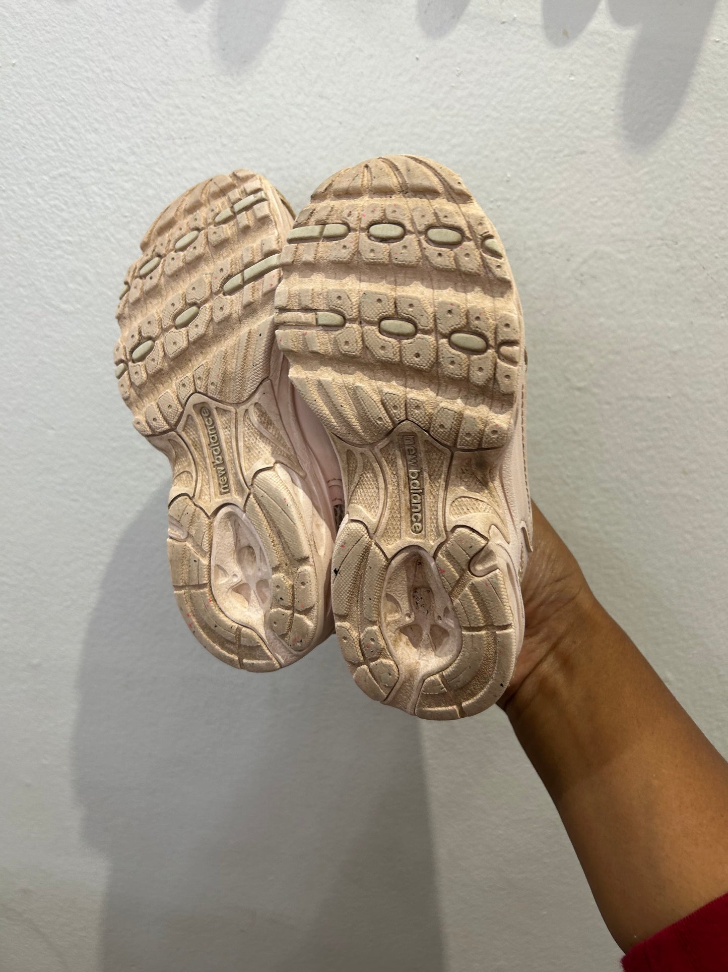 C9.5 New Balance dad shoes