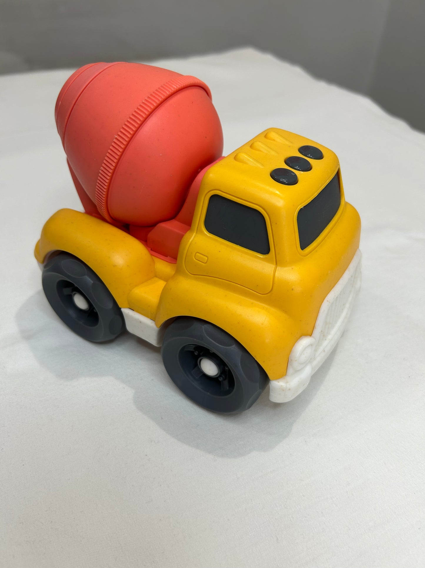 Two pack colourful construction vehicles