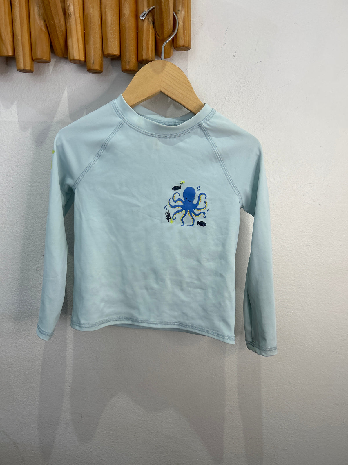 Octopus pastle swim shirt 3y