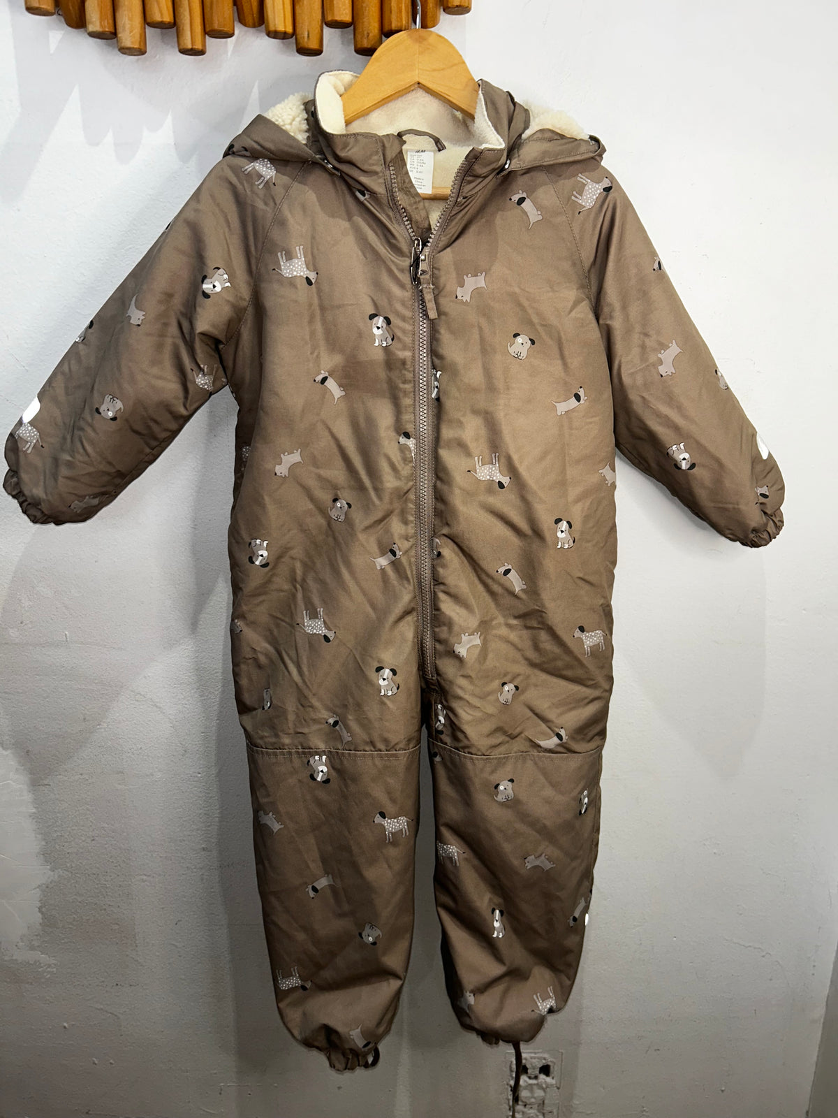 Dogs snowsuit 3-4y