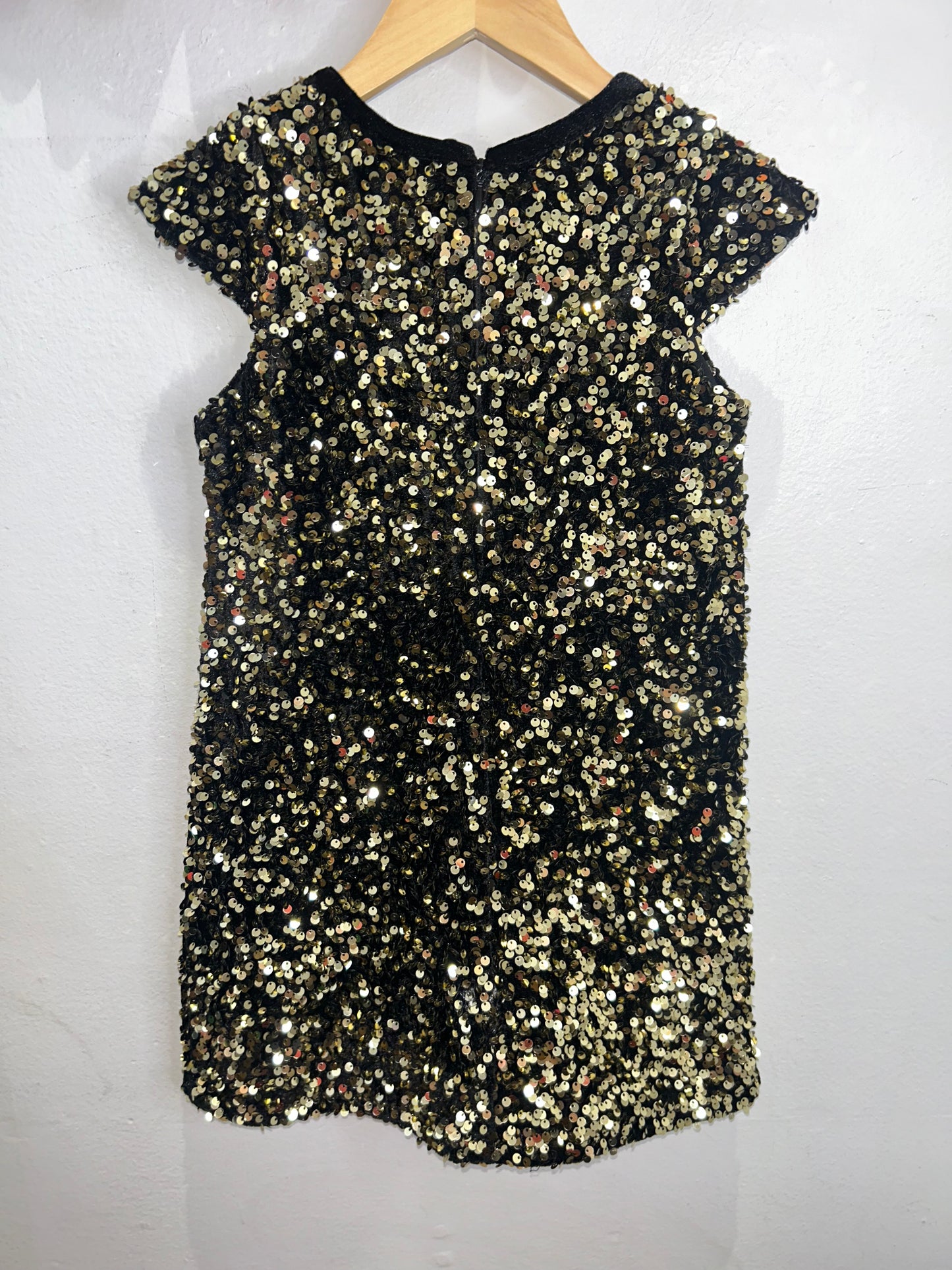 Gold sequins dress 4-5y