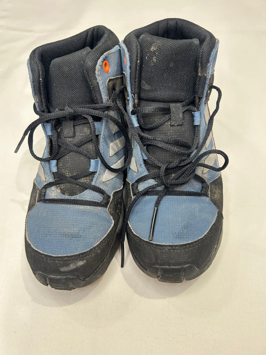 Y2 blue hiking boots