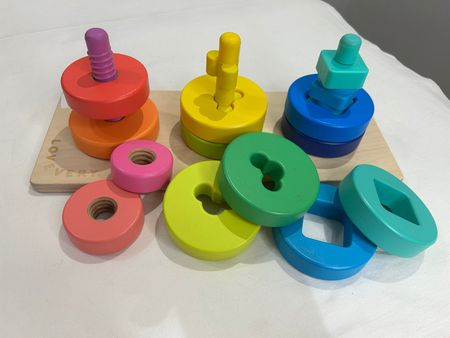 Lovevery twist and pivot pattern puzzle
