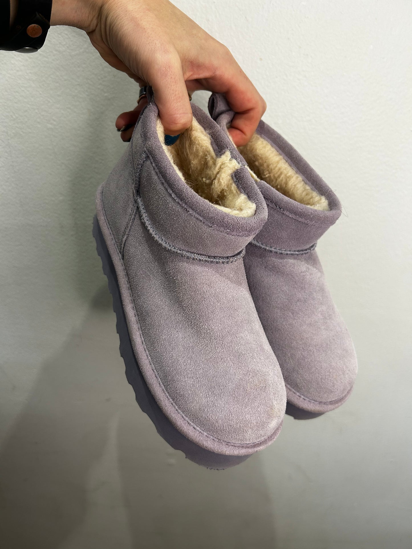 Y2 lavender Bearpaws