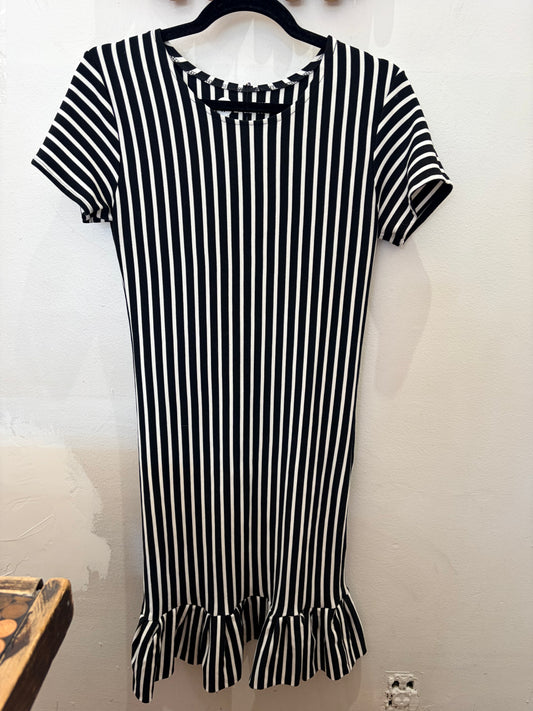 Vertical stripes dress M