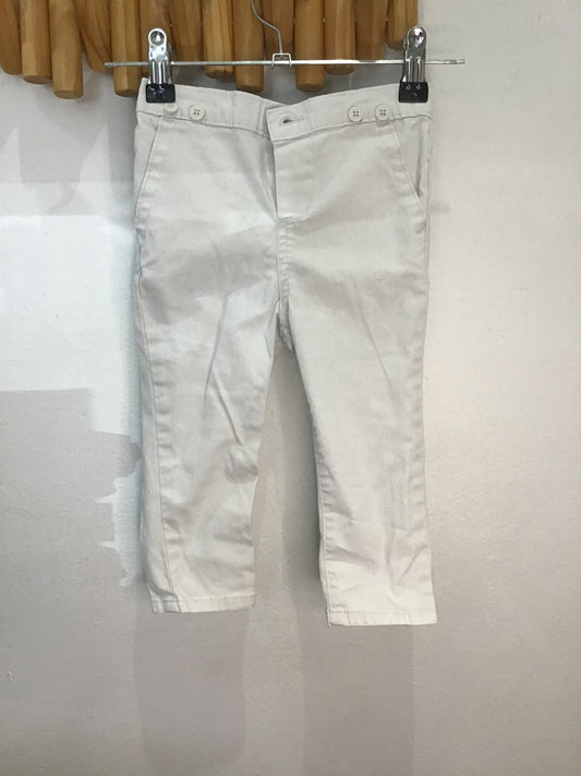 White pants 18m (suspender buttons)