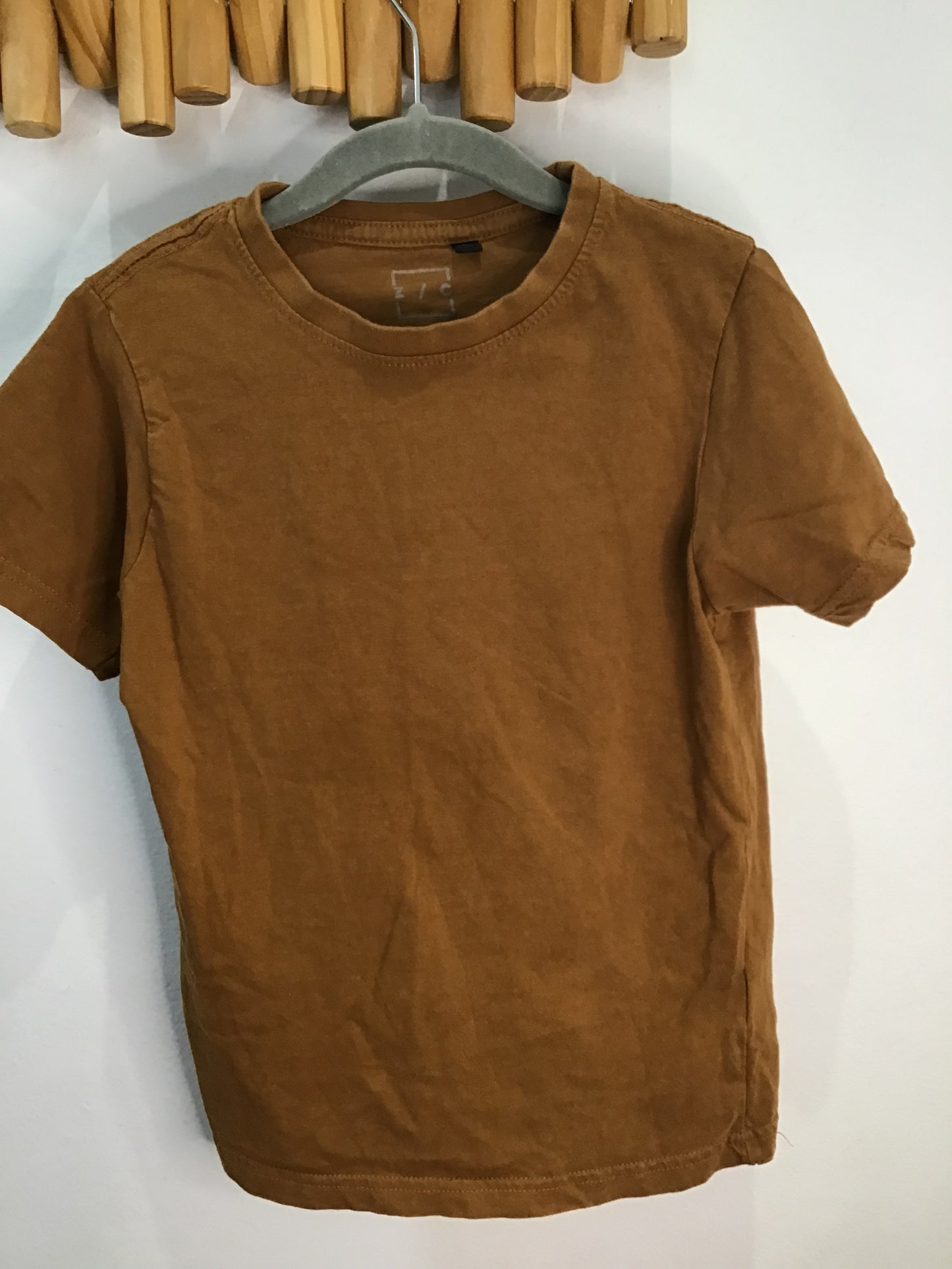 Tee brown soft 6y
