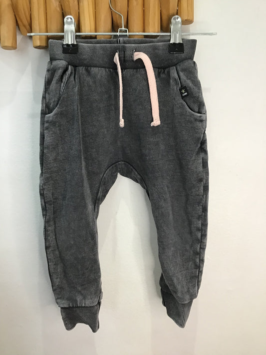 Grey acidwash joggers 12-18m